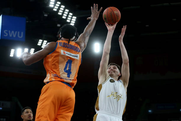 超的出场时 超的出场时