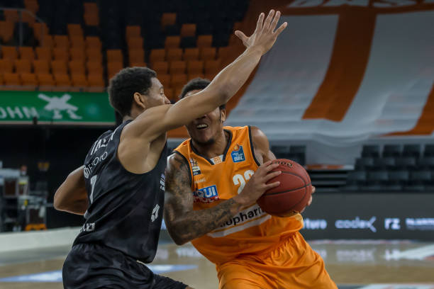 破自我的界 破自我的界